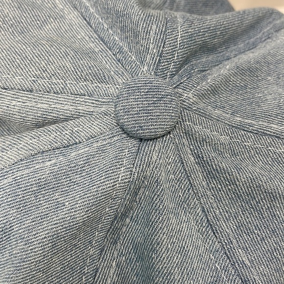- 𝅺BLUE jean baker hat pre owned - Picture 4 of 5